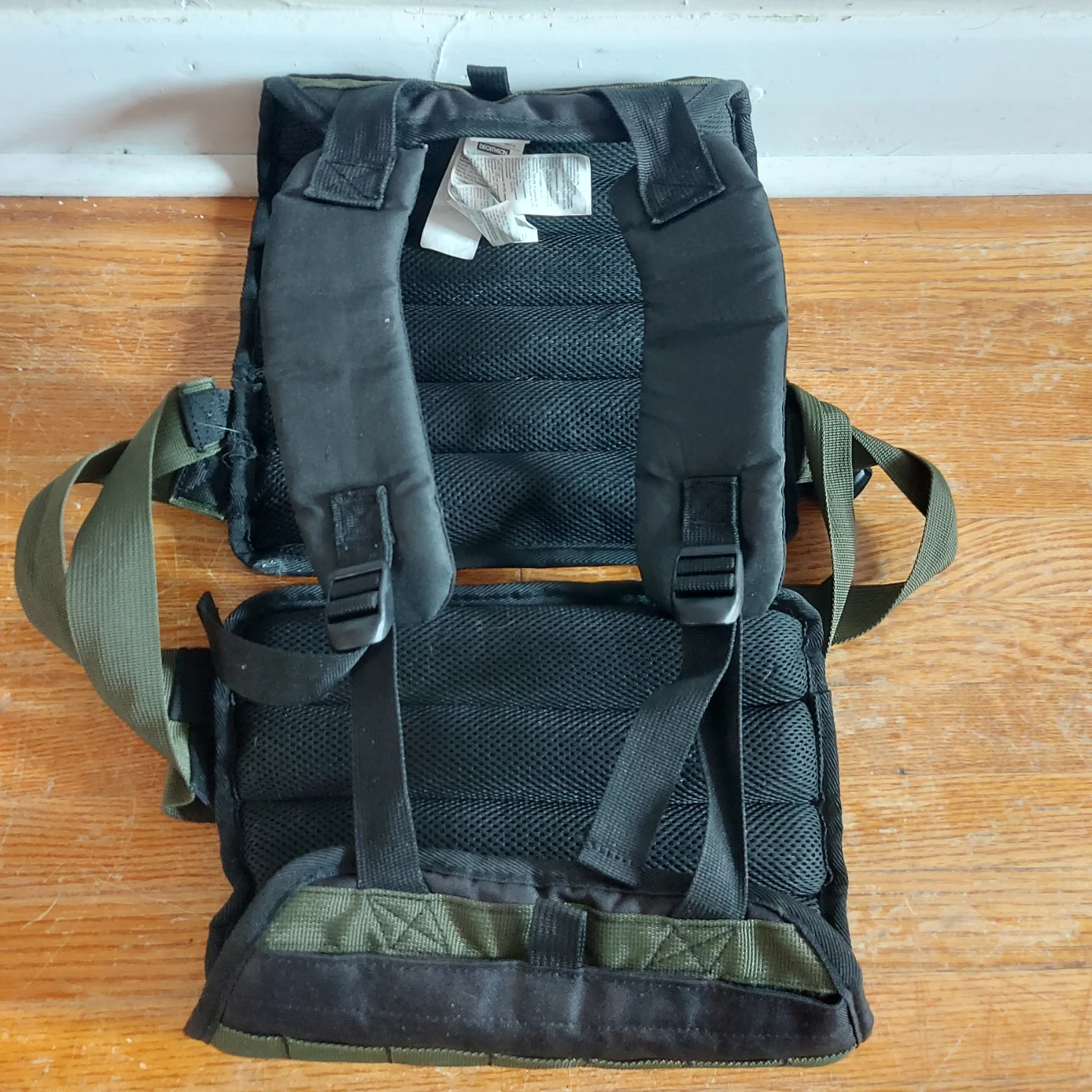 Decathlon Weighted Vest with 4x 1kg Weights - Total 10kg (22 lb) - photo 2