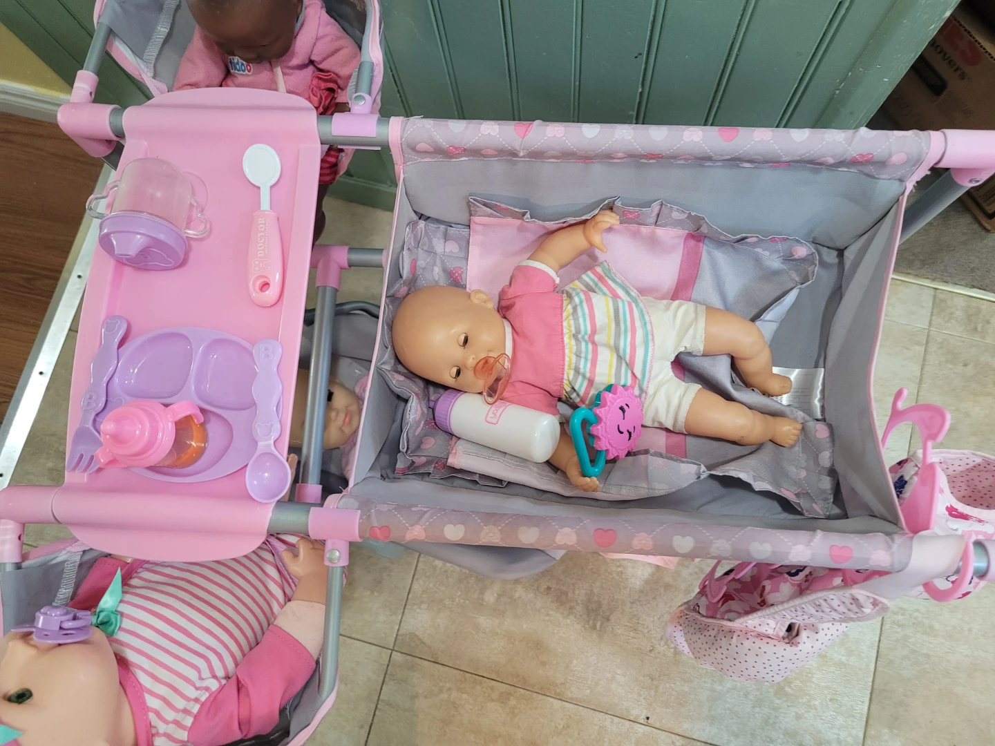 Kids Baby crib and items - photo 2