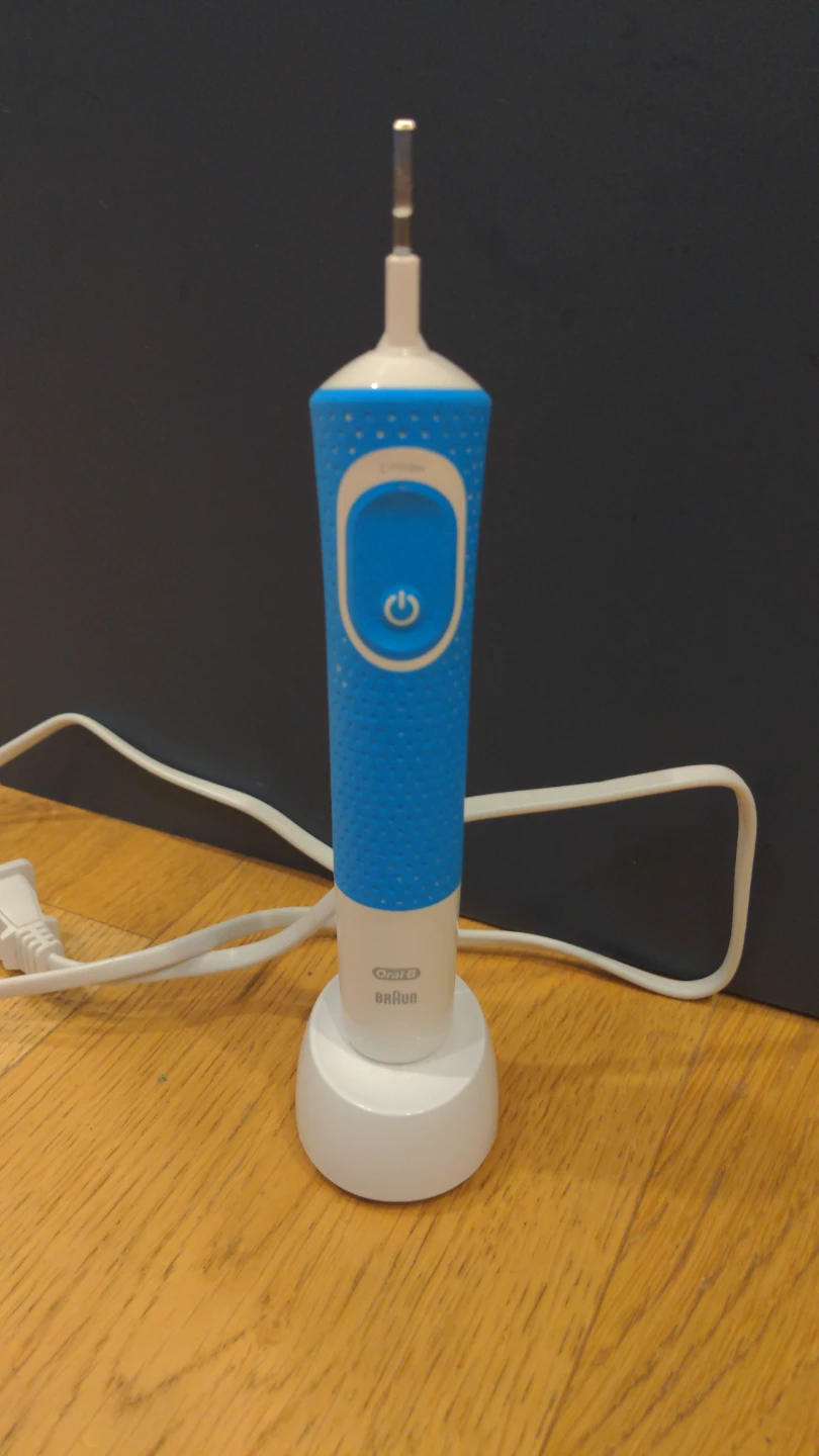 Oral-B Braun Electric Toothbrush