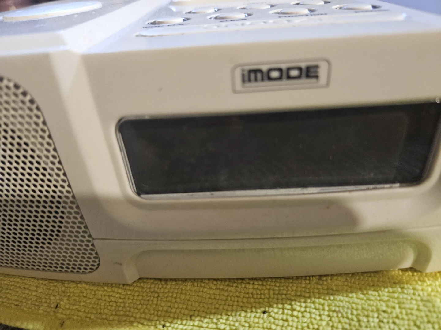 iMODE Clock Radio with Docking Station - photo 3