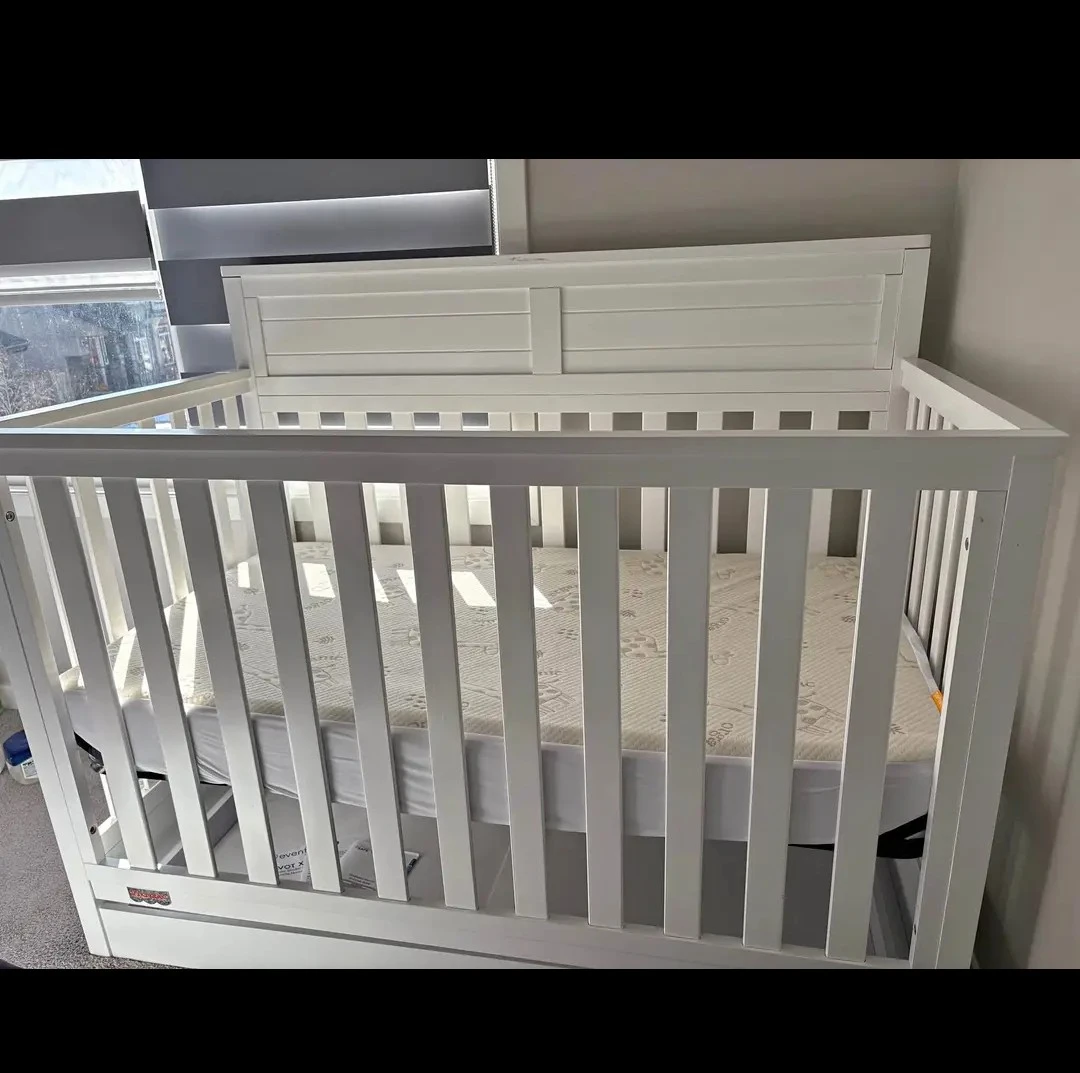 Fisher-Price White Crib