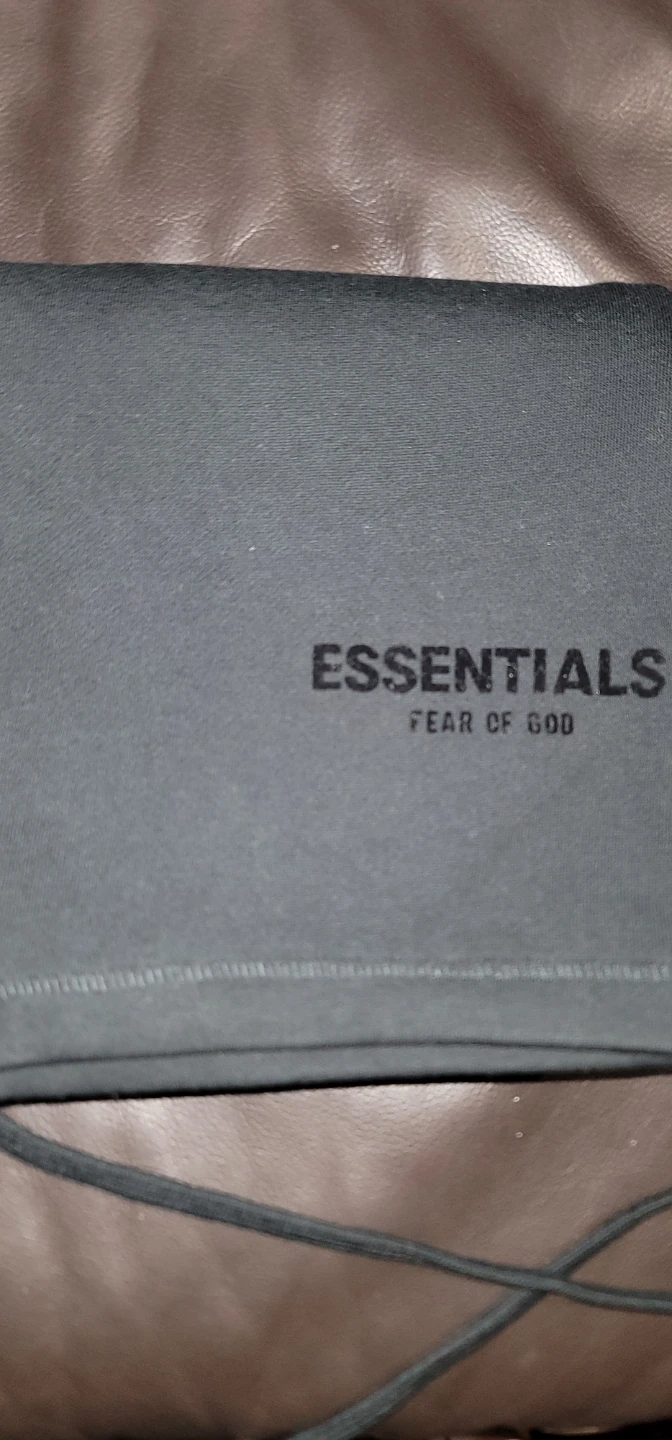 ESSENTIALS Fear of God Sweatpants Shorts size medium