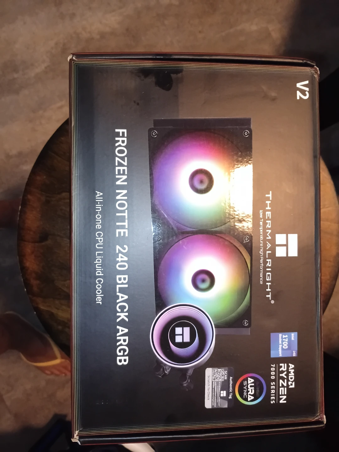 Thermalright TL-S12RW Fans & Frozen Notte 240 Liquid Cooler
