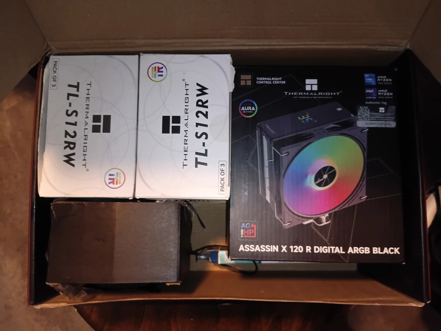 Thermalright TL-S12RW Fans & Frozen Notte 240 Liquid Cooler - photo 2