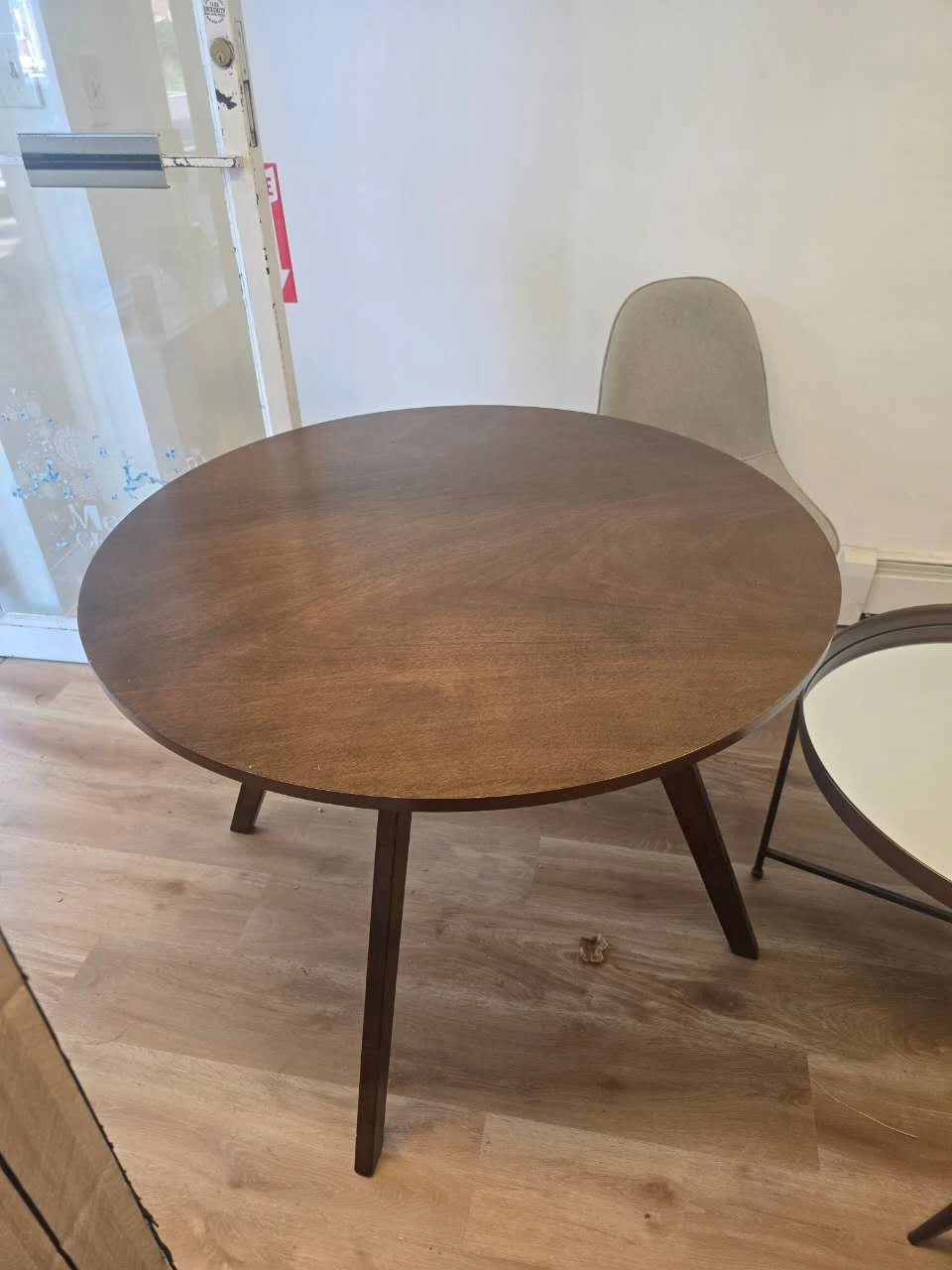 circle wood dining table.