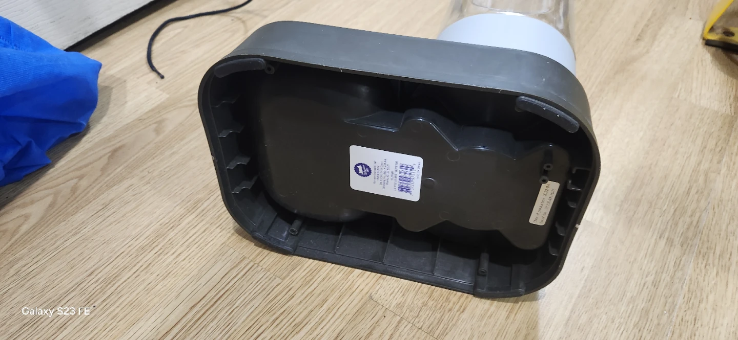 Whiskr City Gravity Waterer - photo 5