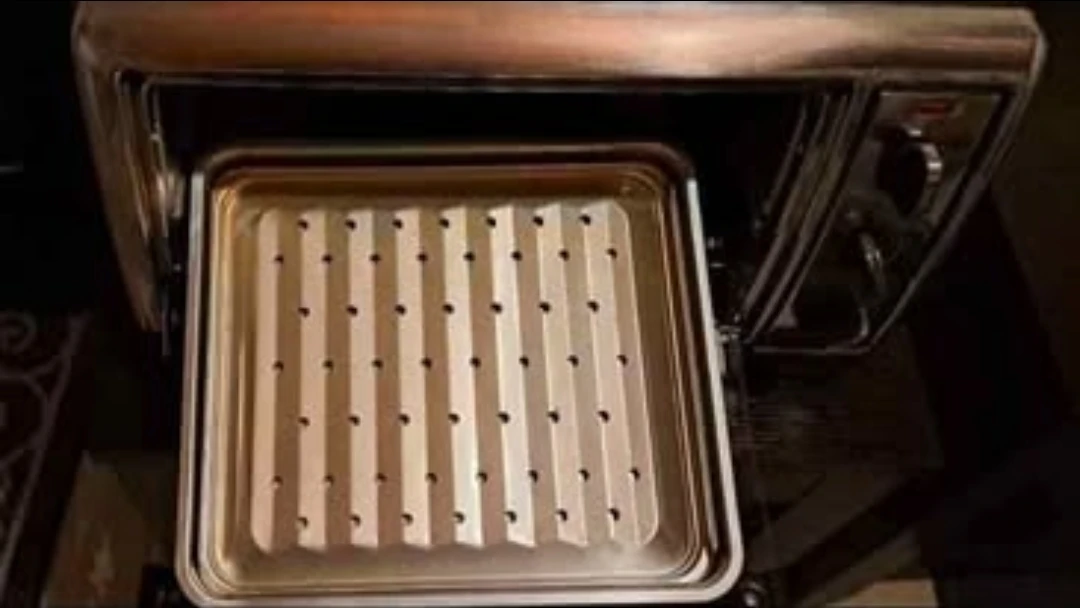 Black & Decker Toaster Oven - photo 3