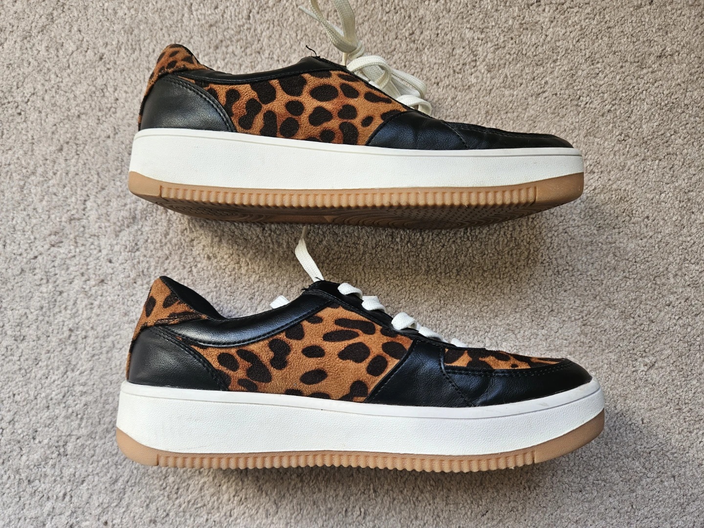 Cute Sneakers - photo 2