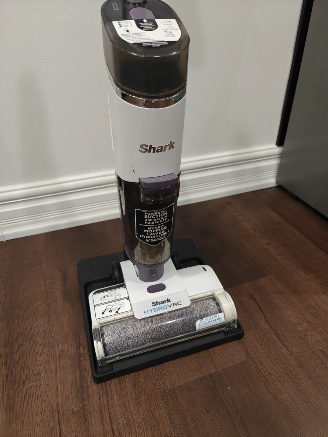 Shark HydroVac Cordless Hard Floor Cleaner - photo 2