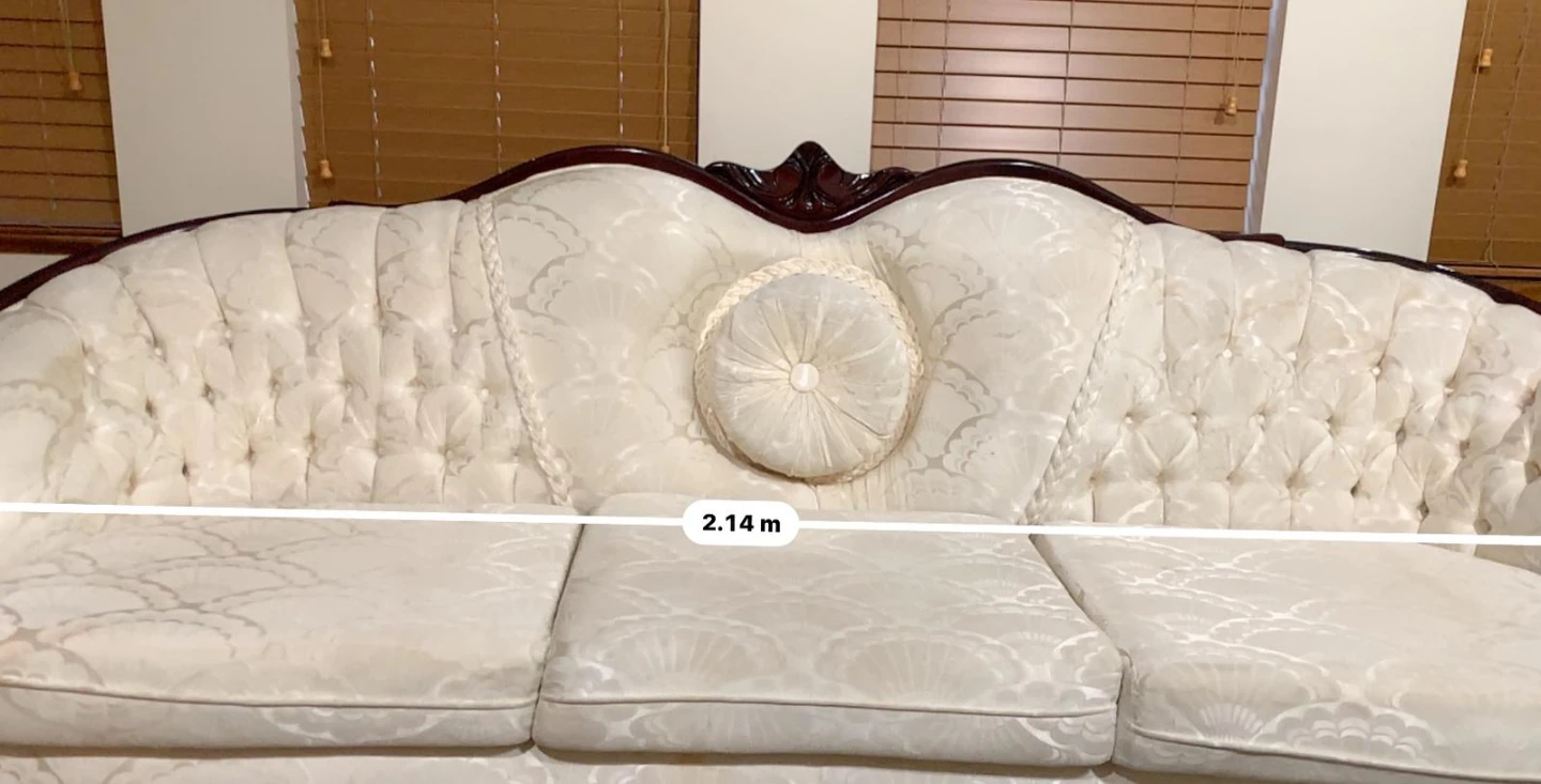 Victorian Style Sofa - photo 4