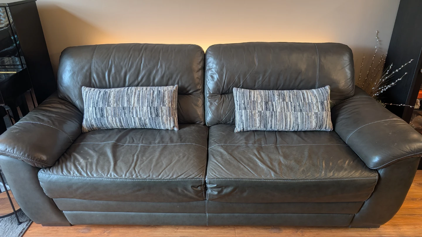 BOAL Contemporary Leather & Vinyl Sofa - 85" / 216cm