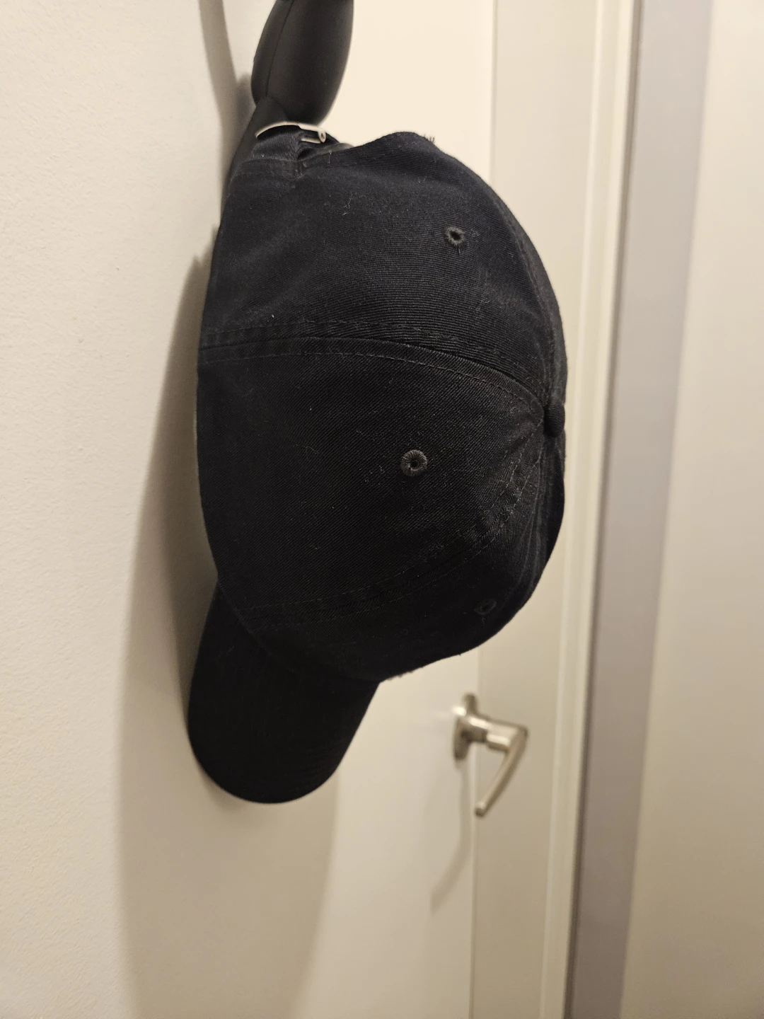 New Balance black strap back hat - photo 3