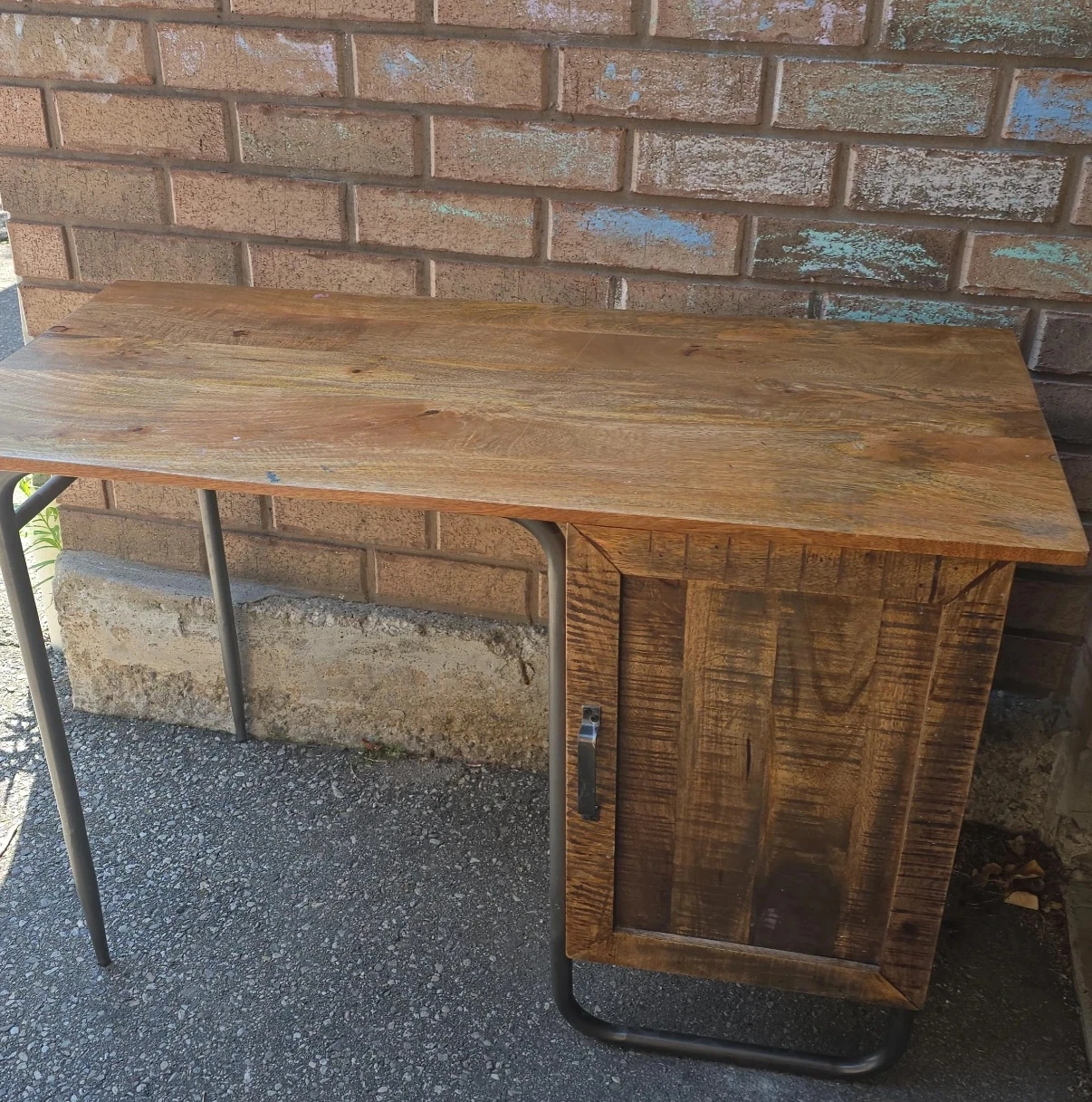 Study Table with Storage – Excellent Condition