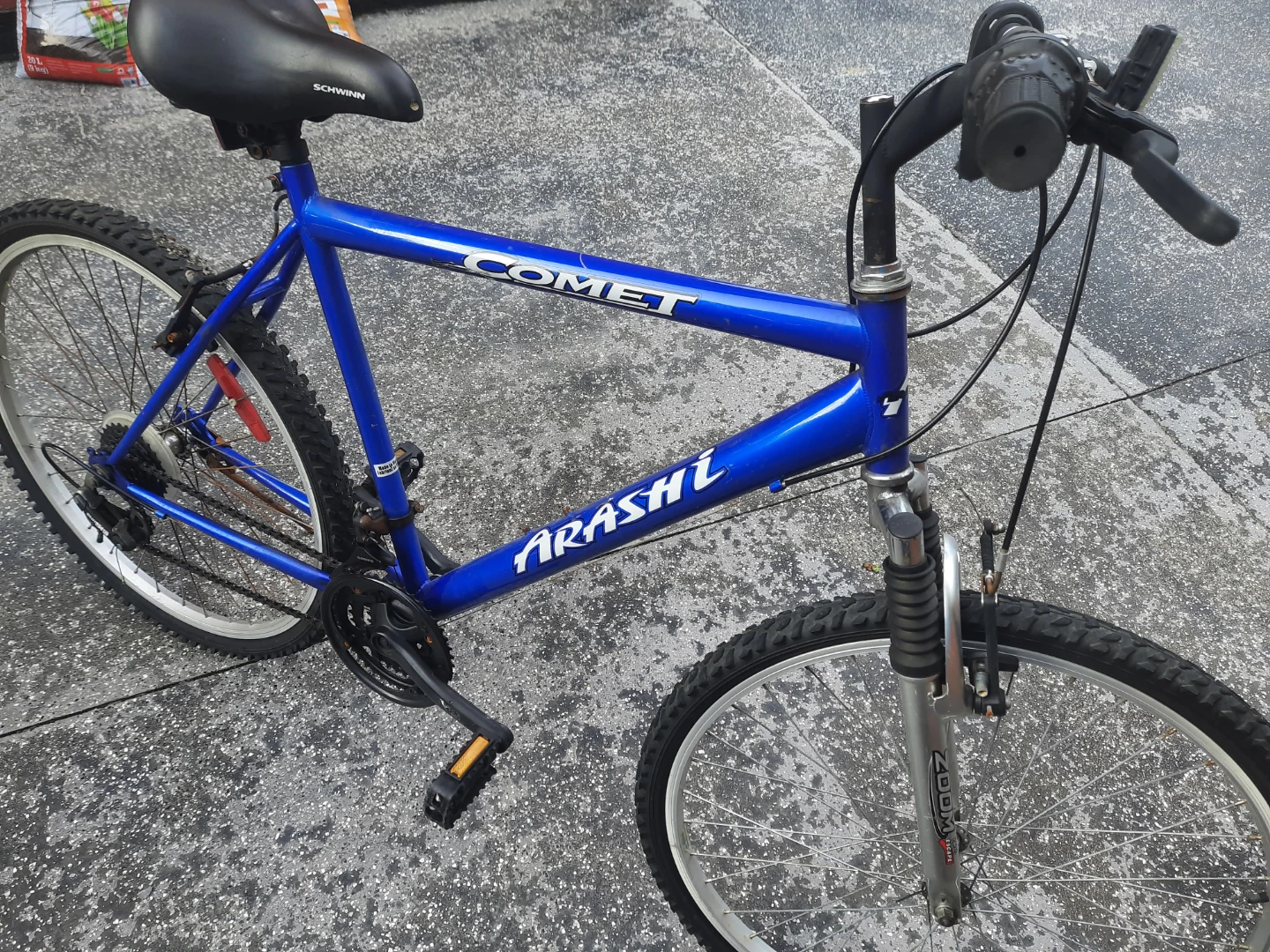 Arashi Comet Mountain Bike
