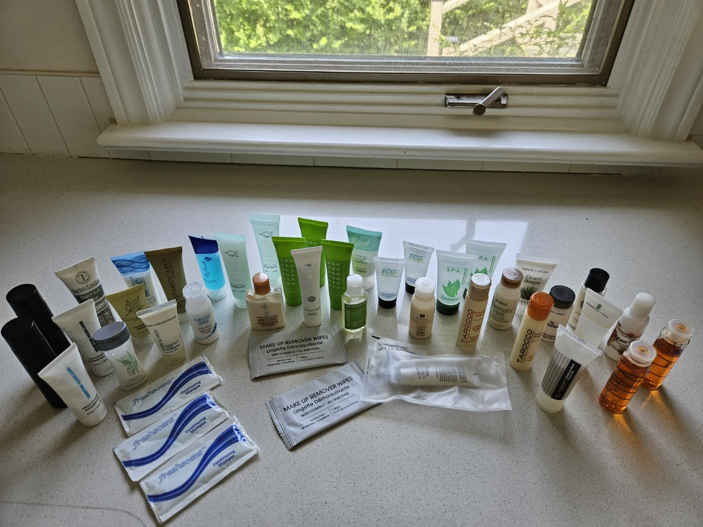43-Piece Travel Size Shampoo, Lotion & Guest Amenities Bundle