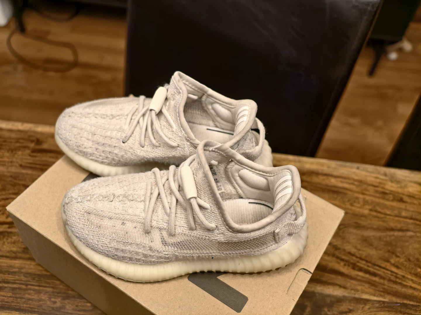 Adidas Yeezy Boost 350 V2 Kids Shoes Bone/Bone size 11k - photo 3