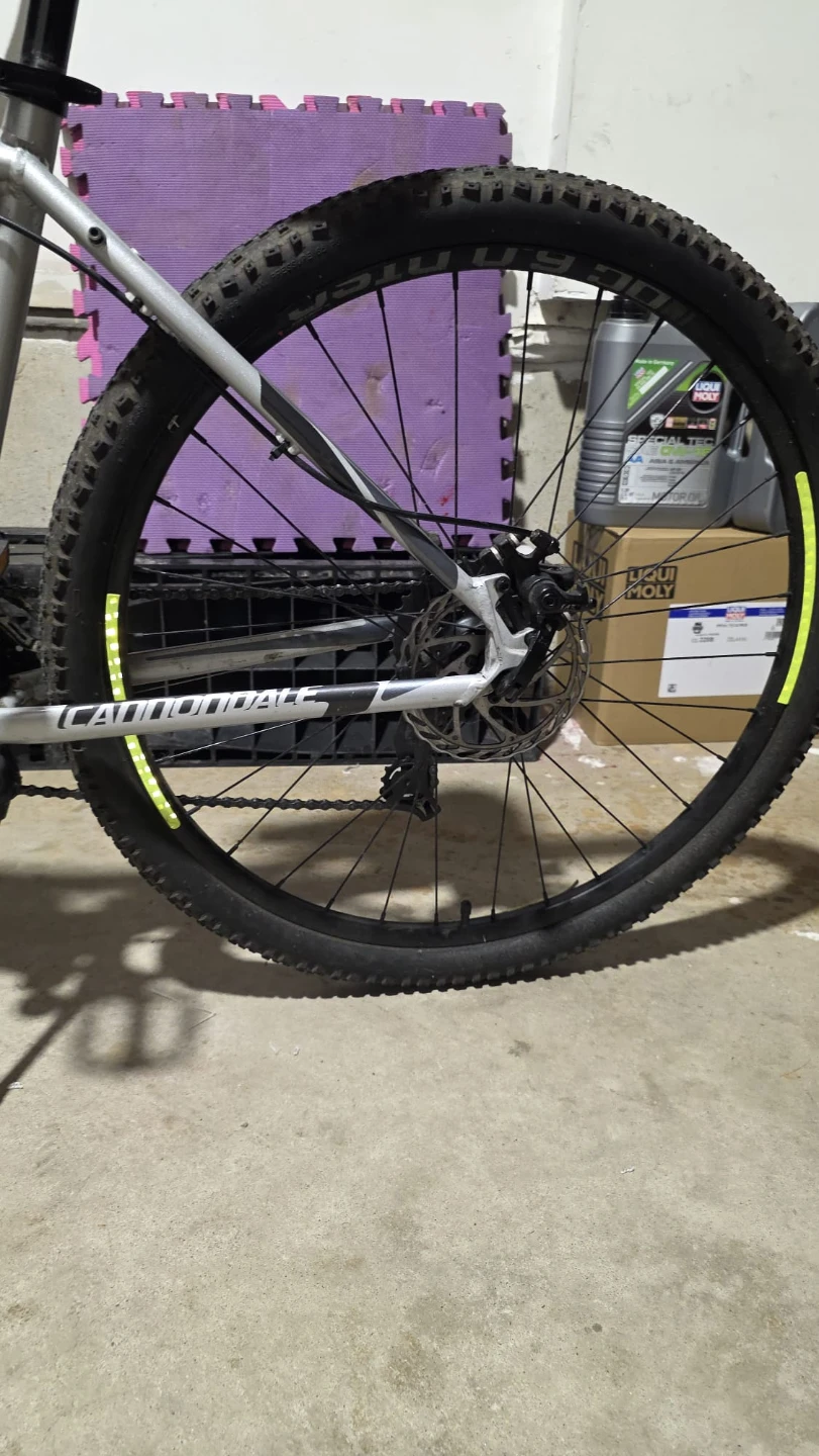 Cannondale Mountain Bike