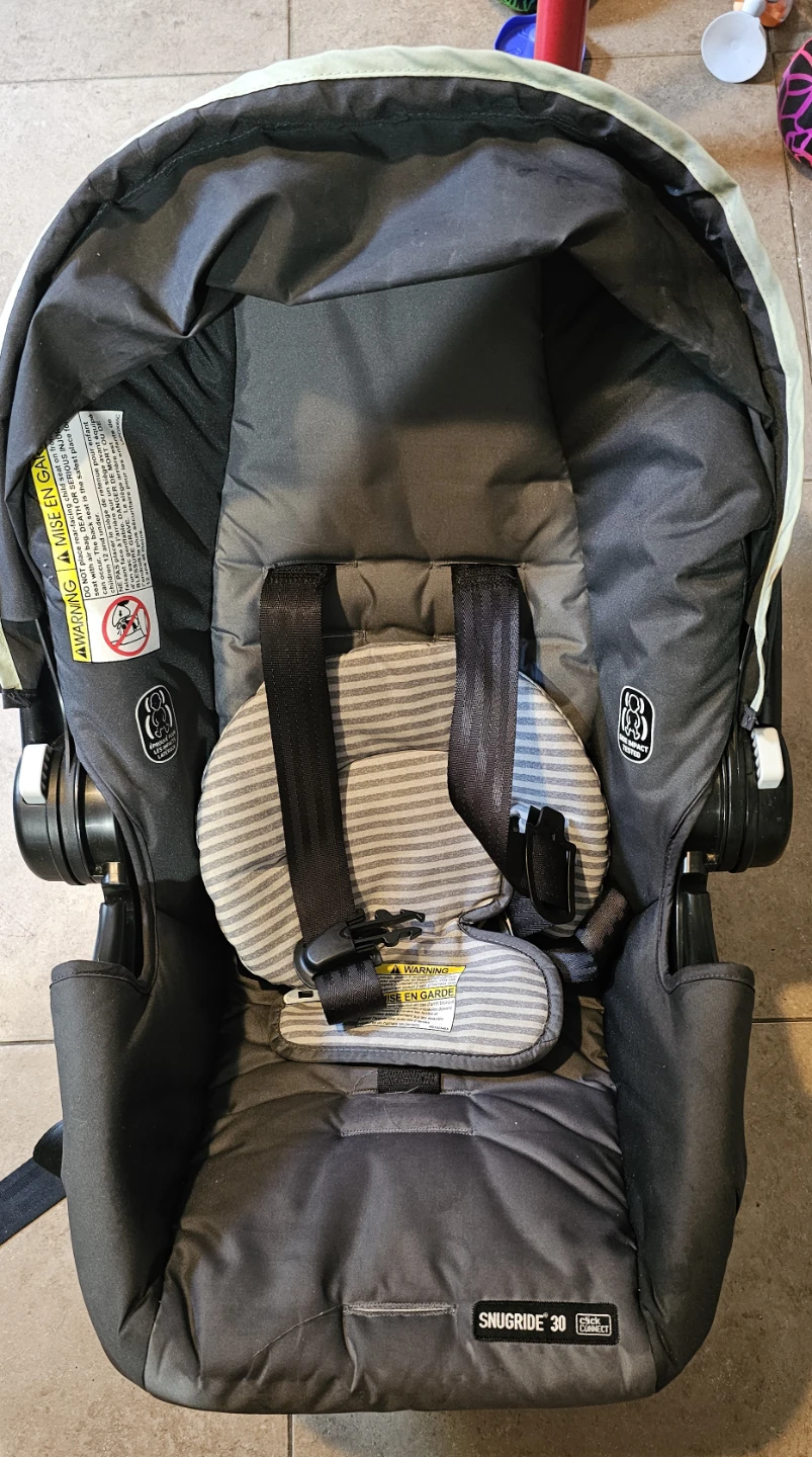 Graco SnugRide 30 Infant Car Seat - photo 4