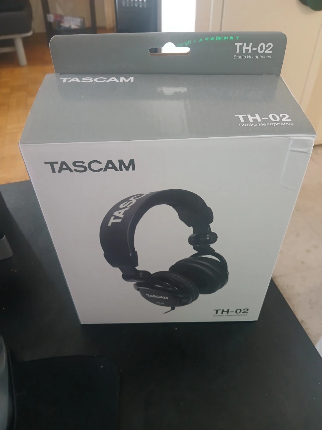 Tascam TH-02 Studio Headphones