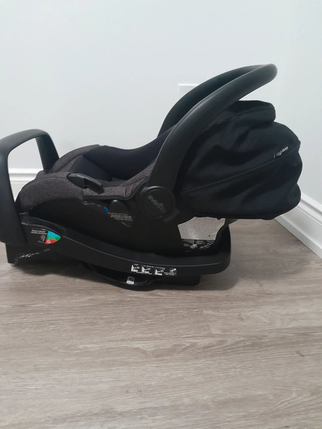 Evenflo Infant Car Seat - photo 2