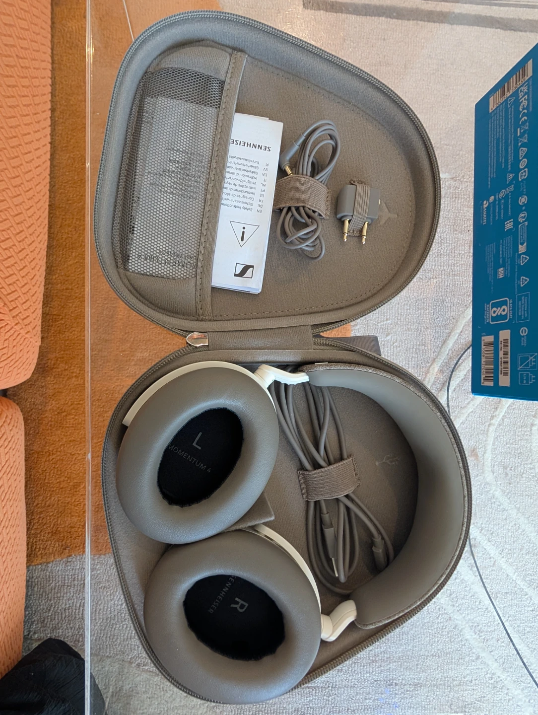 Sennheiser Momentum 4 Wireless Headphones - photo 5