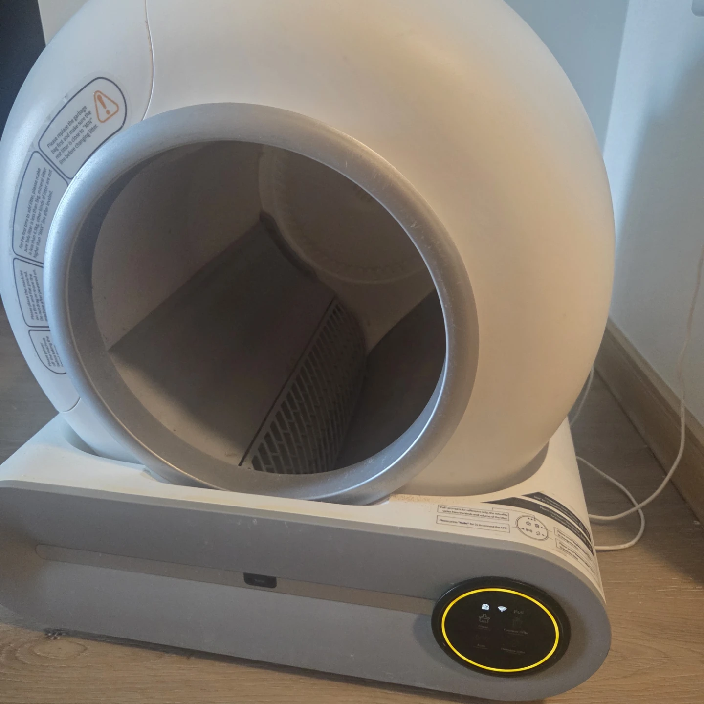 Automatic Cat Litter Box - photo 2
