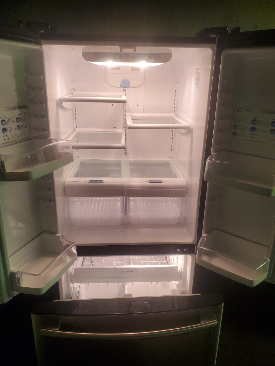 30"LG fridge - photo 3