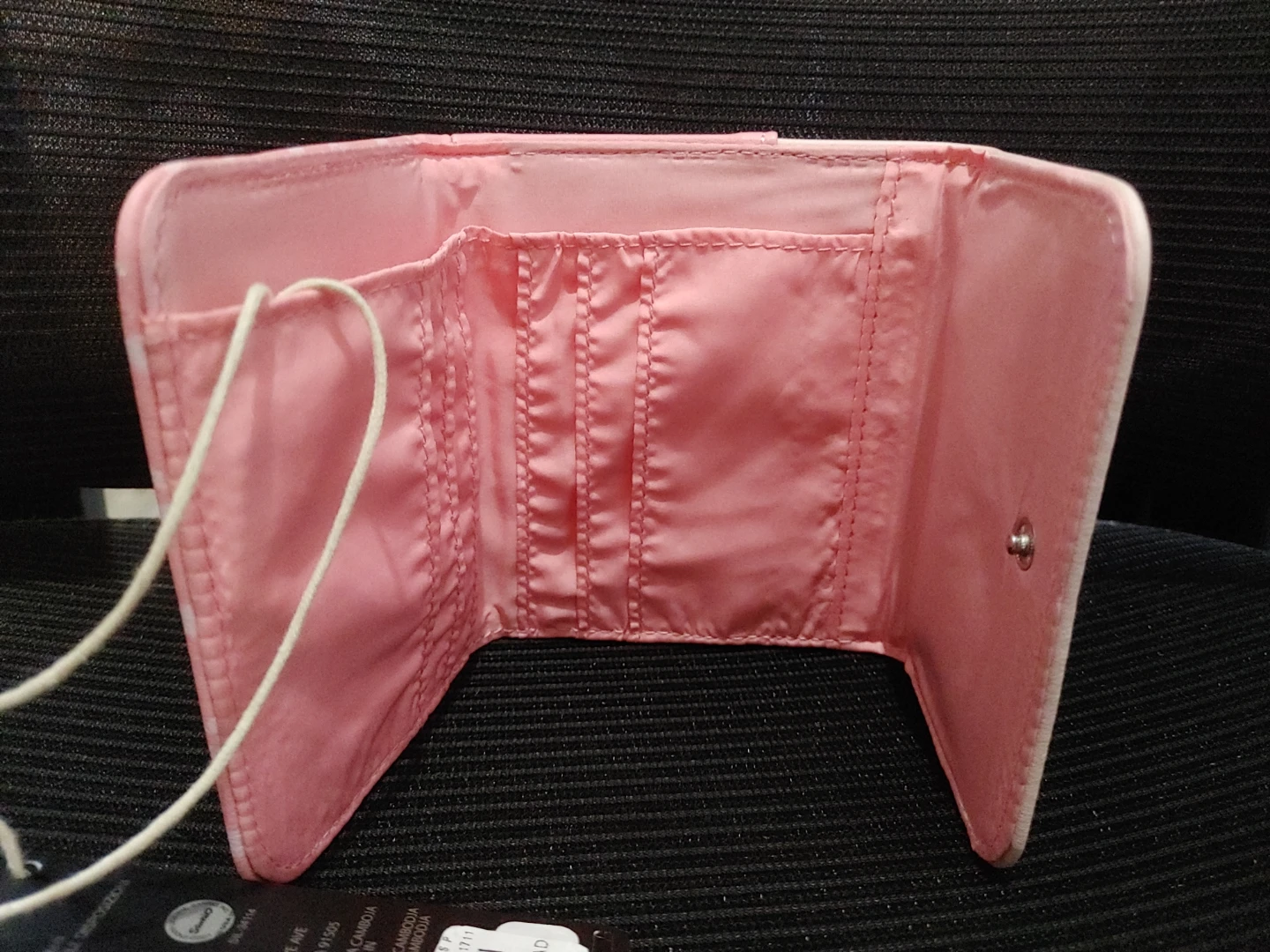 Loungefly Hello Kitty Wallet - Brand New with Tag - photo 3