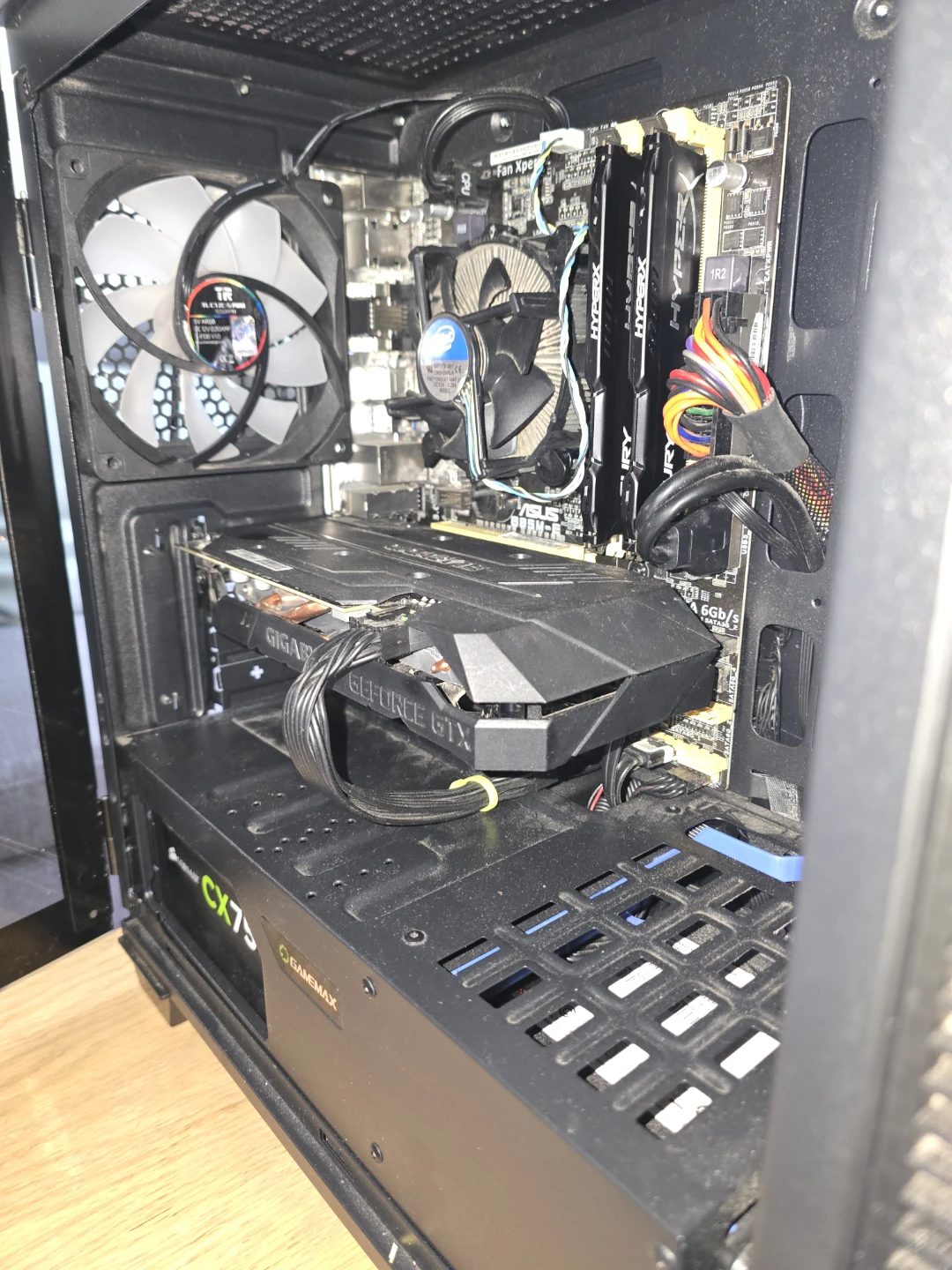 Gaming PC Bundle + 32" LG Curved Monitor - photo 5