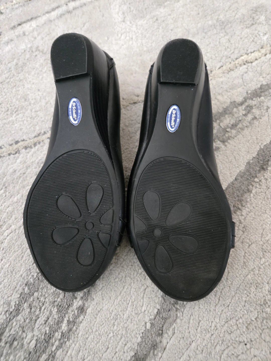 NEW. Dr. Scholl's Black Wedge Flats - photo 4