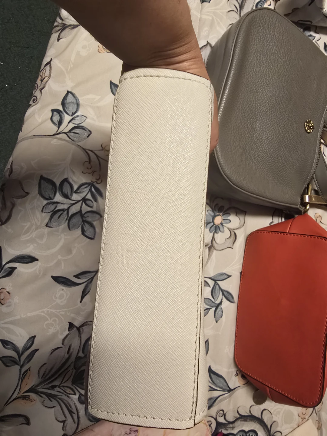 Michael Kors White Floral Clutch Wallet - photo 3