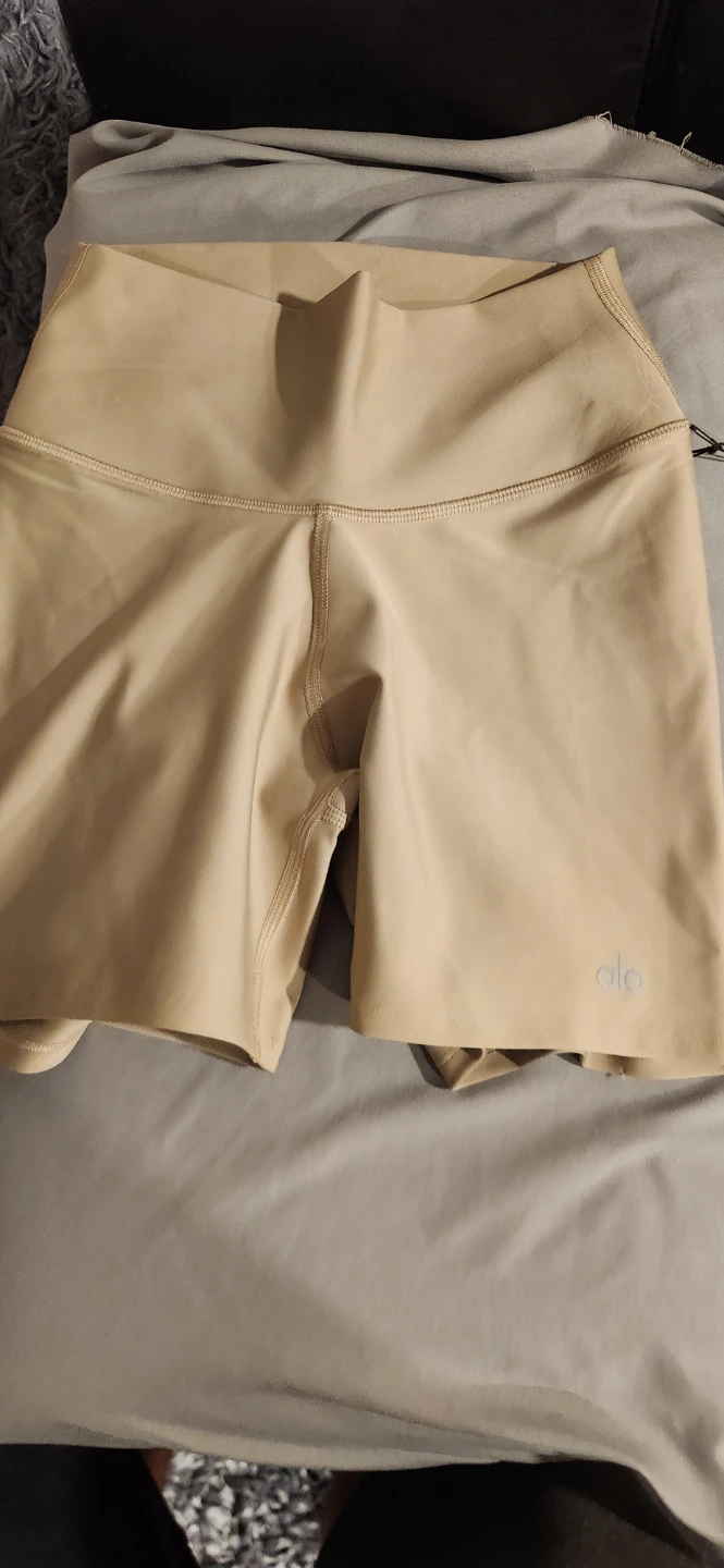 Alo Yoga AirLift Energy Short