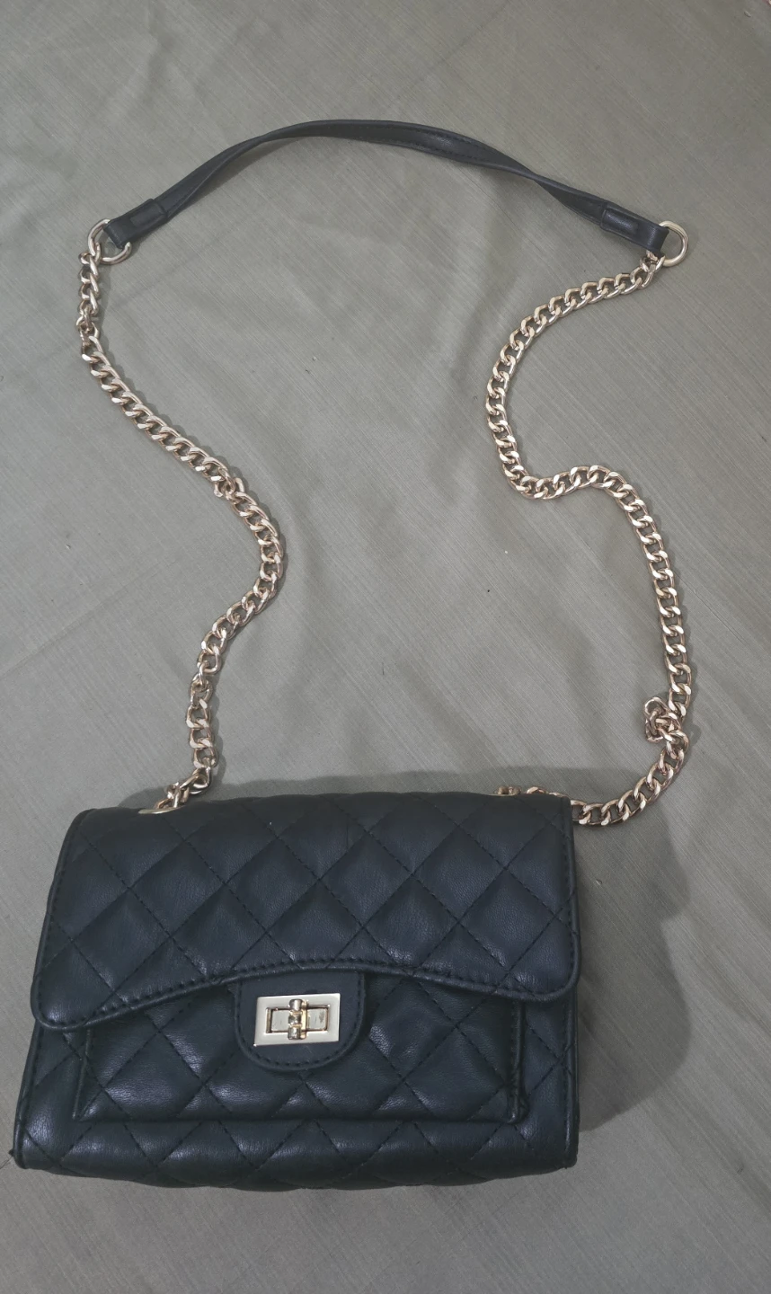 L.A. Express Quilted Chain Bag