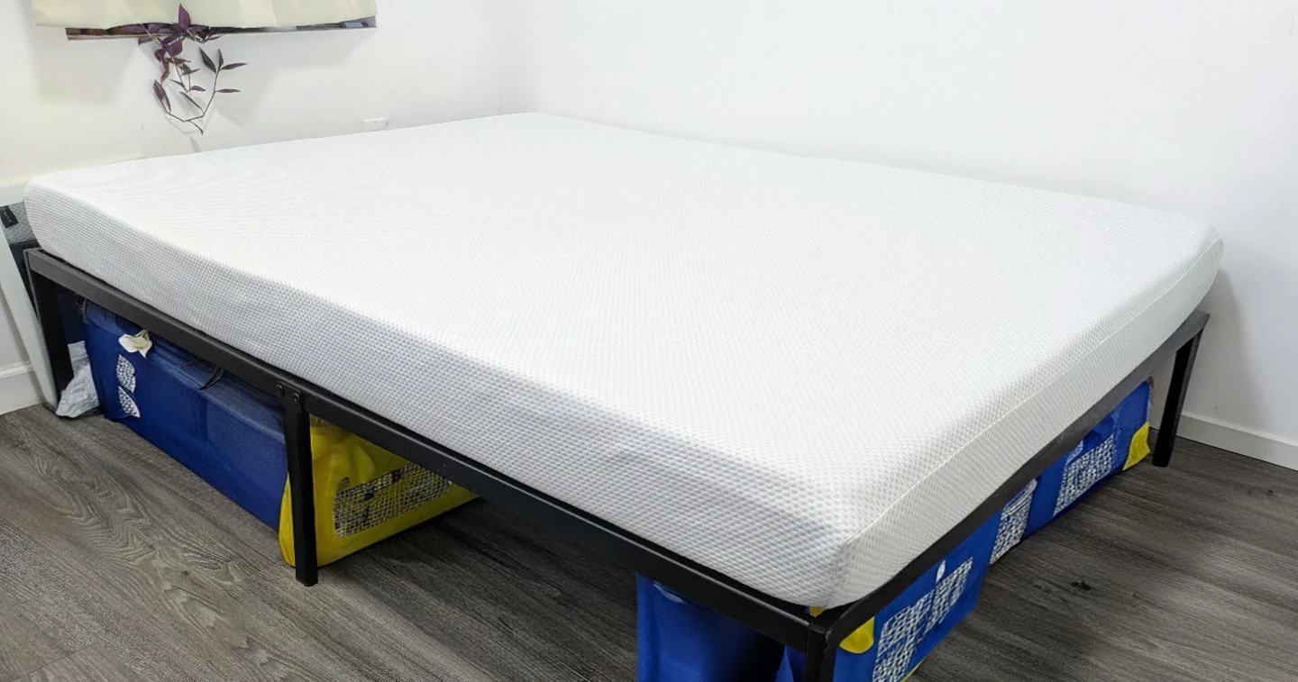 8" White Full Size Mattress