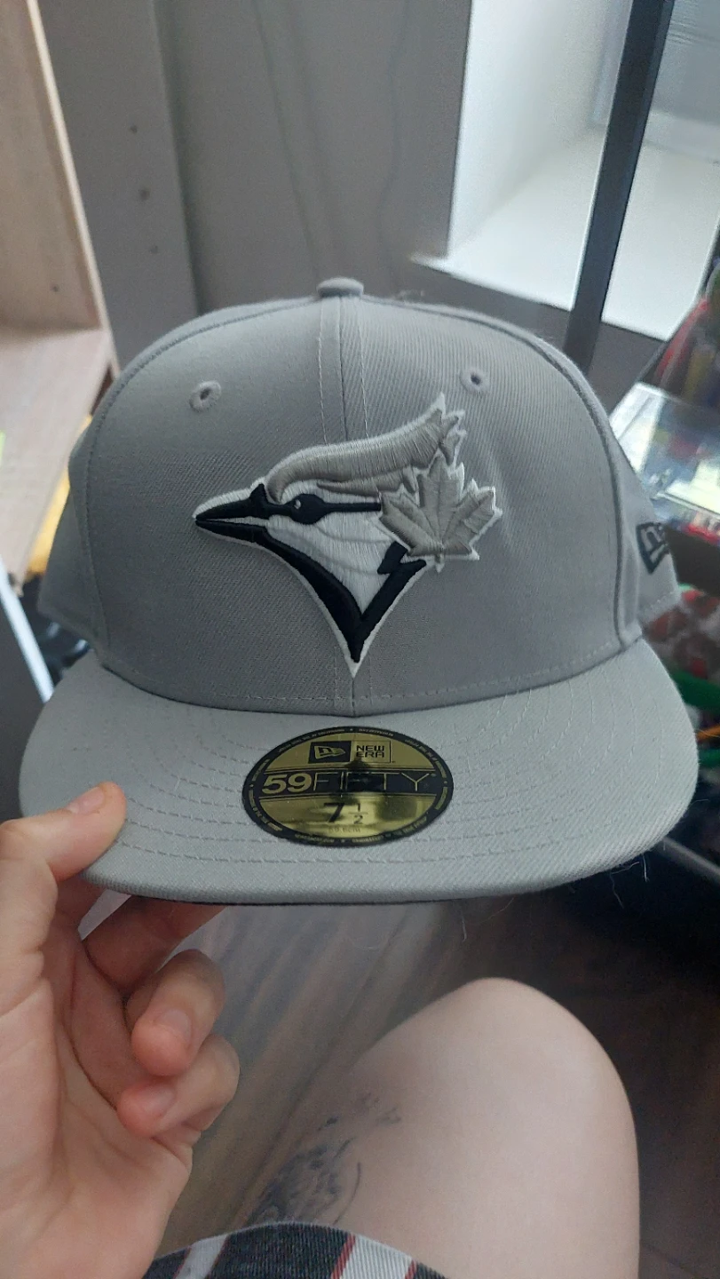Used, New Era 59Fifty Bluejays Silver Colourway, 7.5"