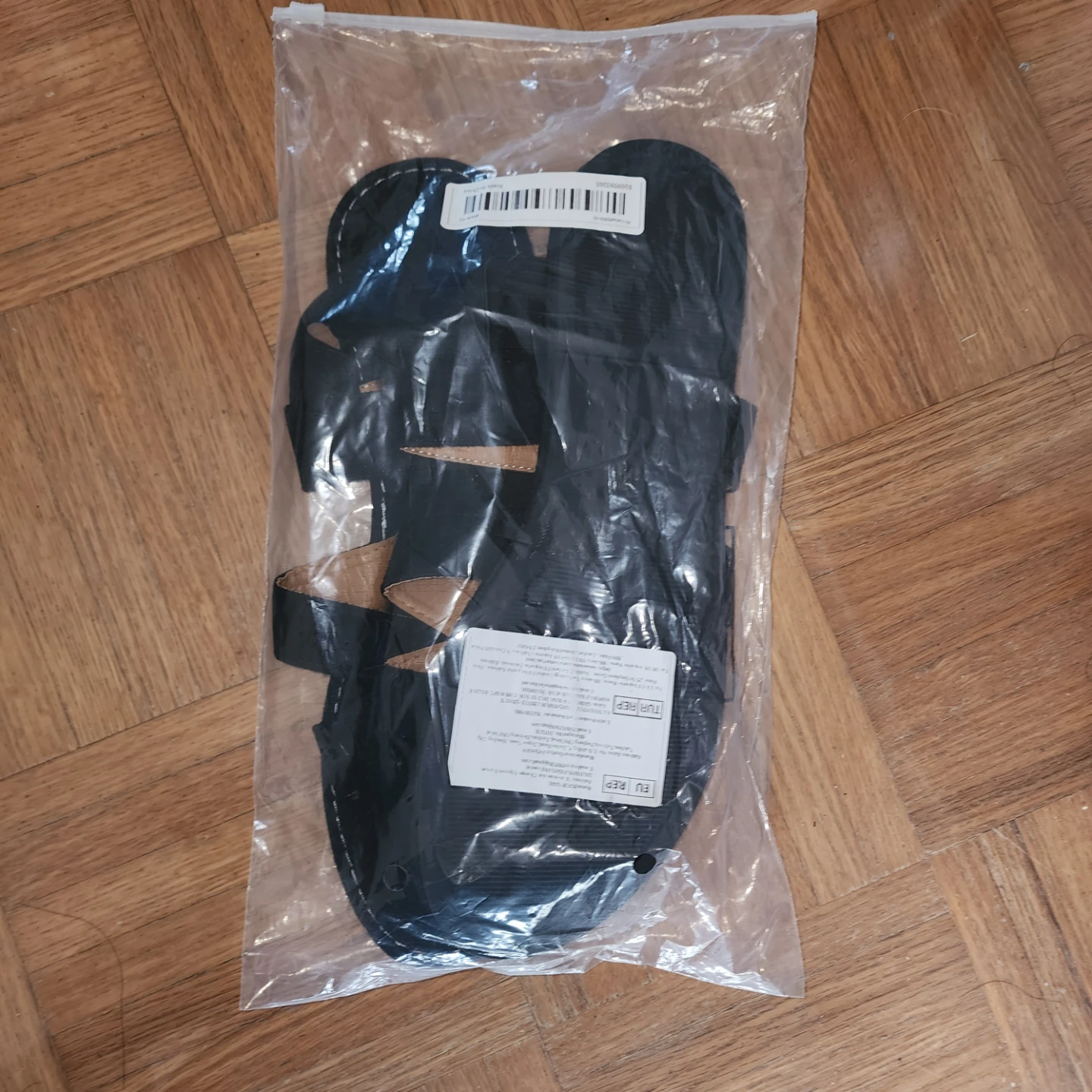 Black Sandals Size 43 - photo 2