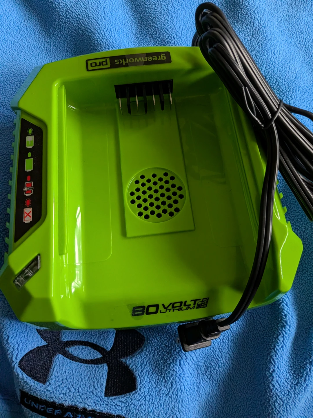 Greenworks Pro 80V Lithium-Ion Battery Charger CASH ONLY - photo 2