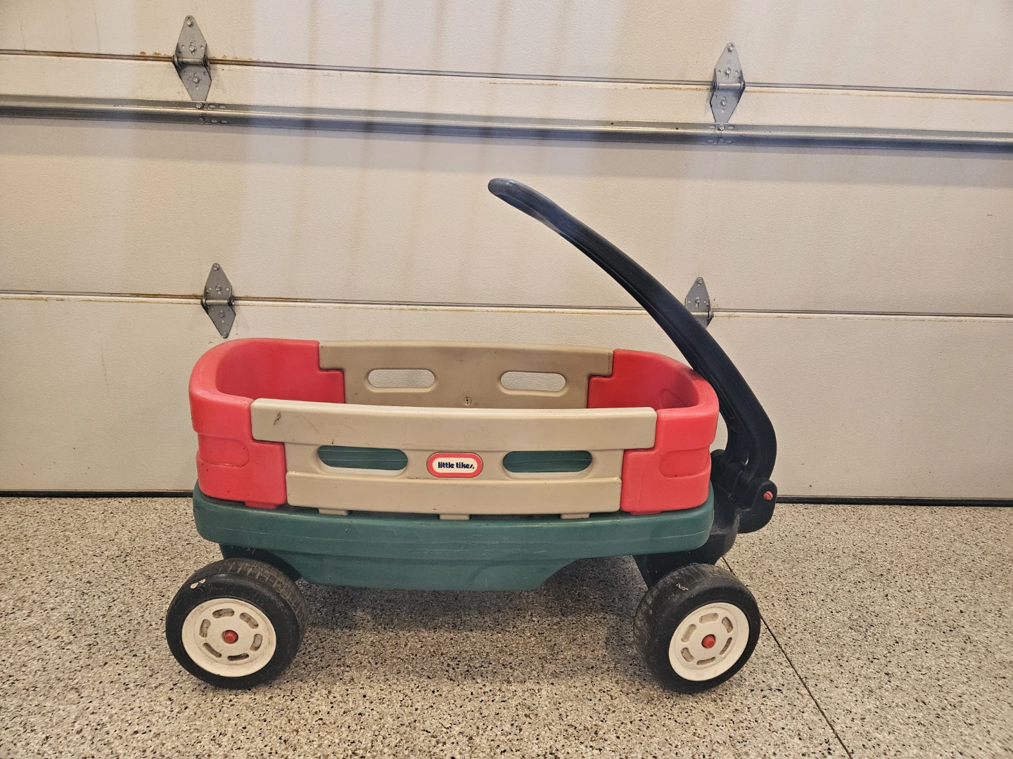 Little Tikes Push 'n Play Wagon