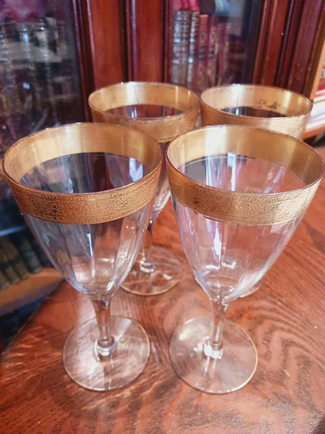 Set of 4 Vintage 22K Gold Rimmed Wine Glasses - photo 2
