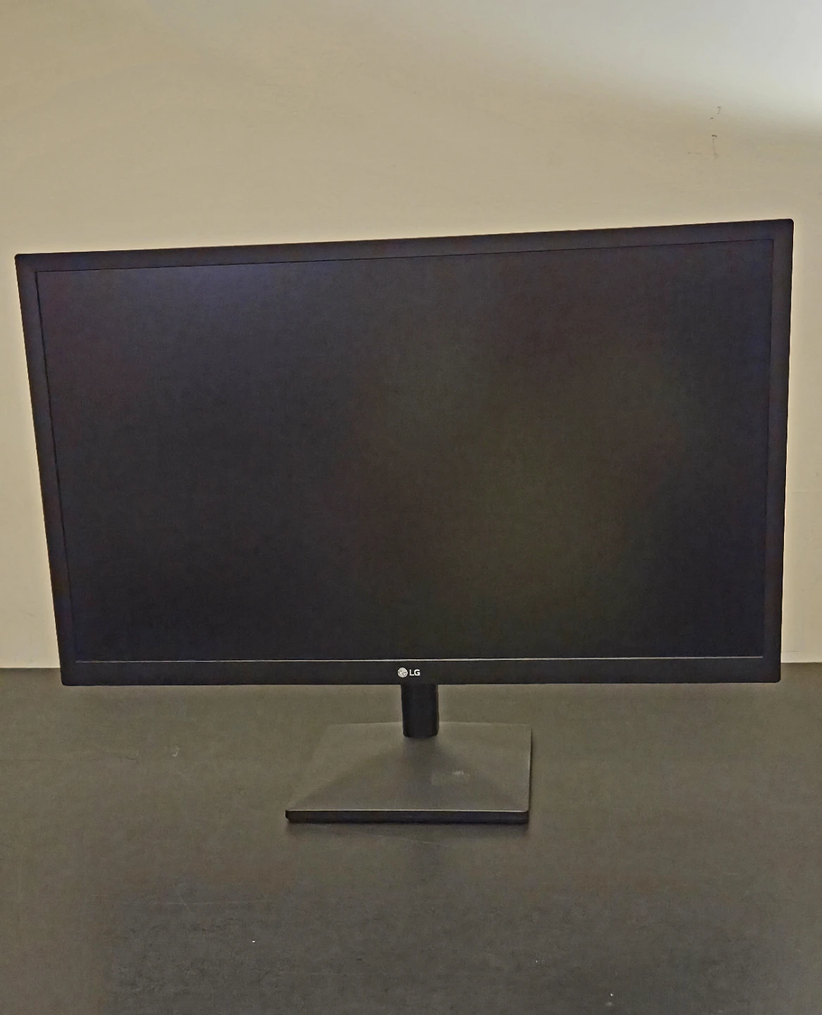 LG Monitor 24" 1080p
