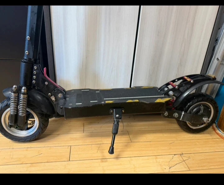 V.E sports escooter 70kmh - photo 2