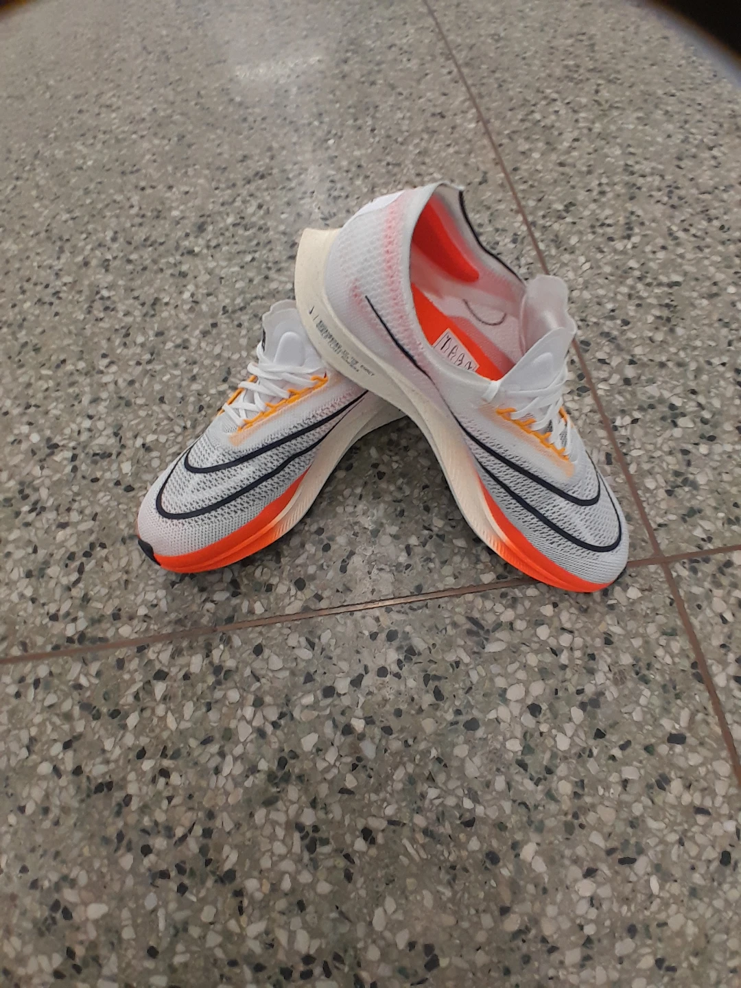 Nike ZoomX Running Shoes Men's Size 10 - photo 4