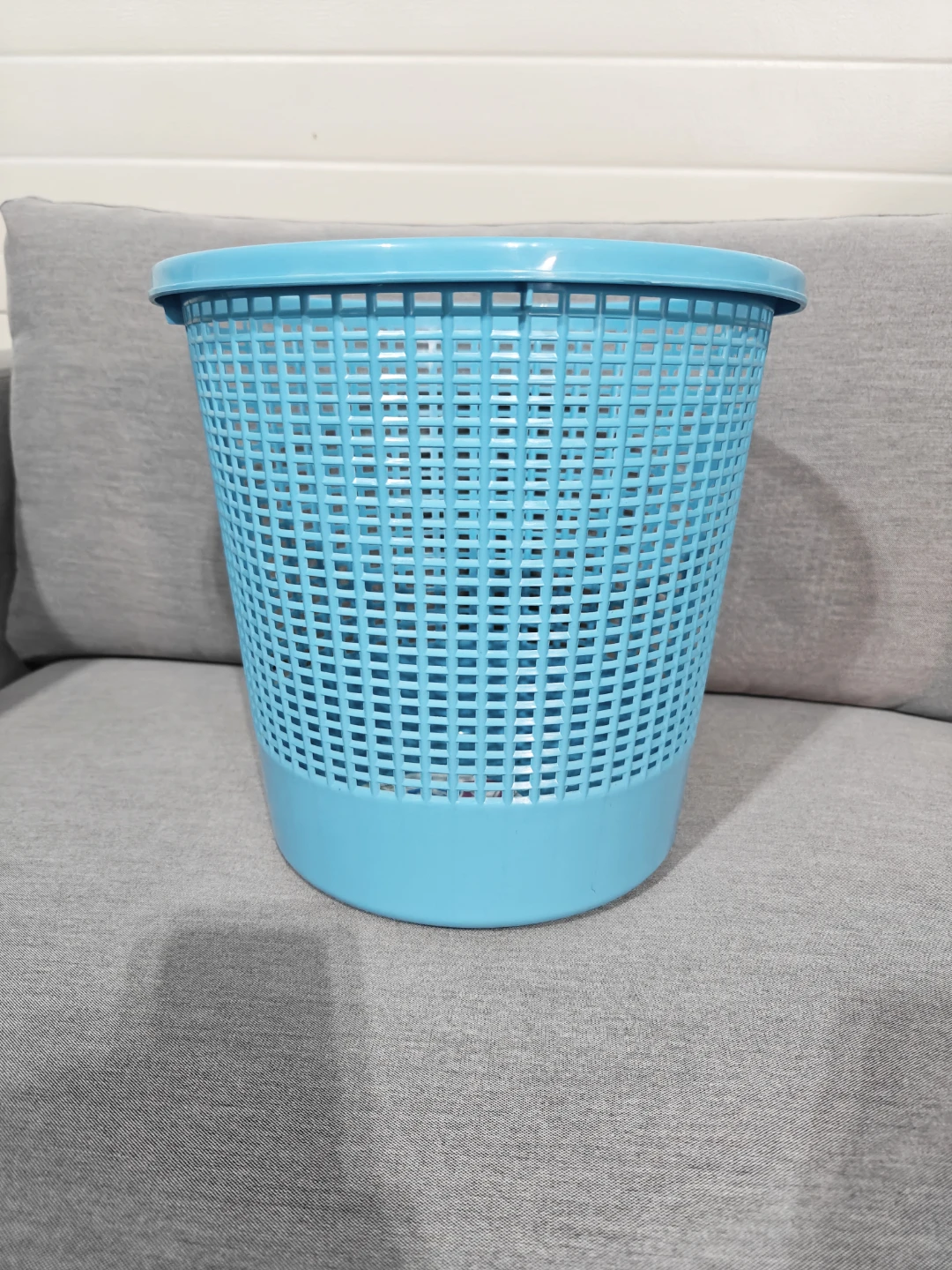 New Wastepaper basket