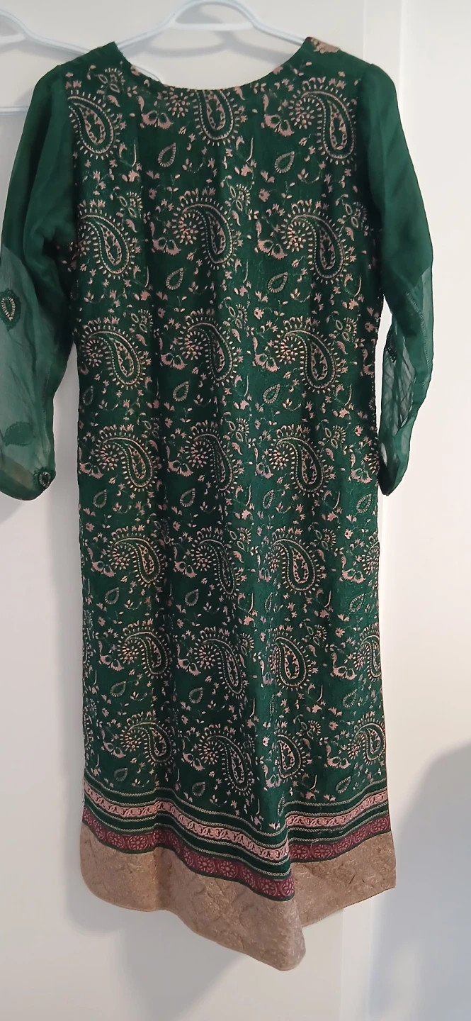 Green Paisley 3 piece chiffon dress in medium size,brand new - photo 2