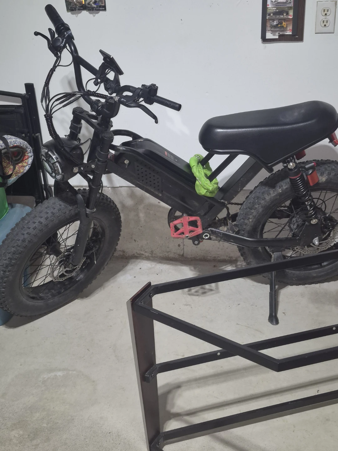 Black Electric Fat Tire Bicycle