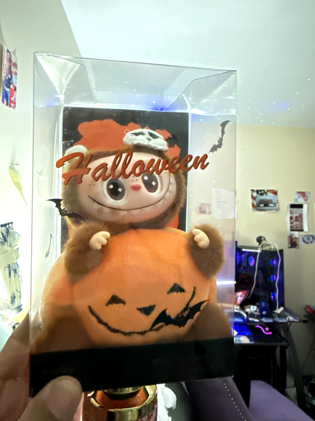 Halloween labubu