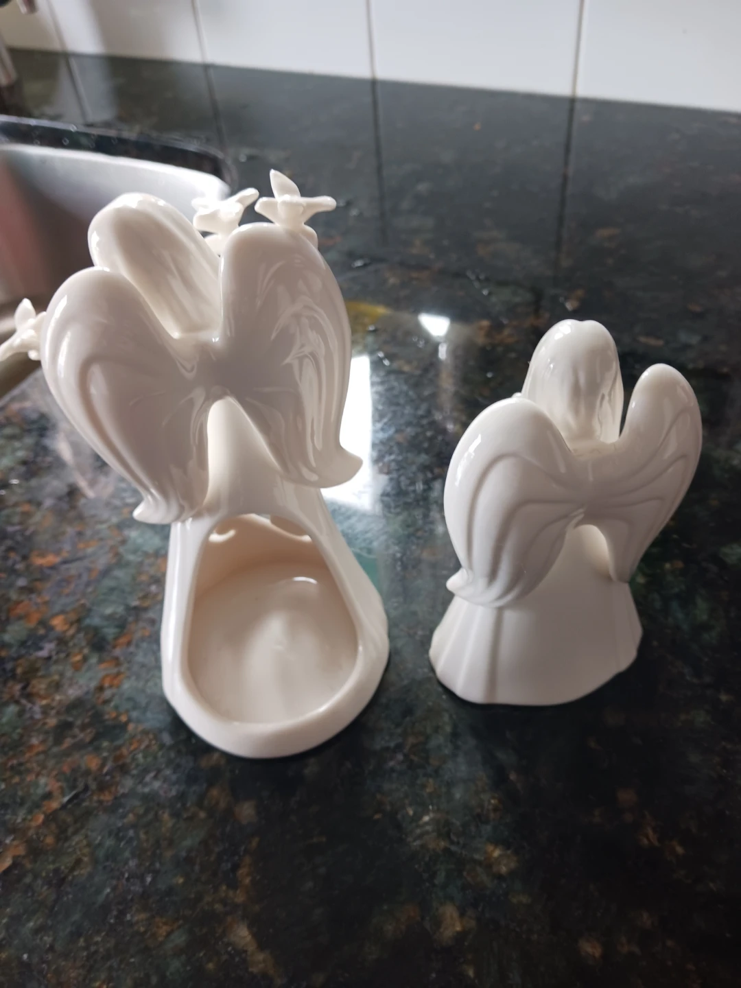 Set of 2 White Ceramic Angel Figurines - photo 3