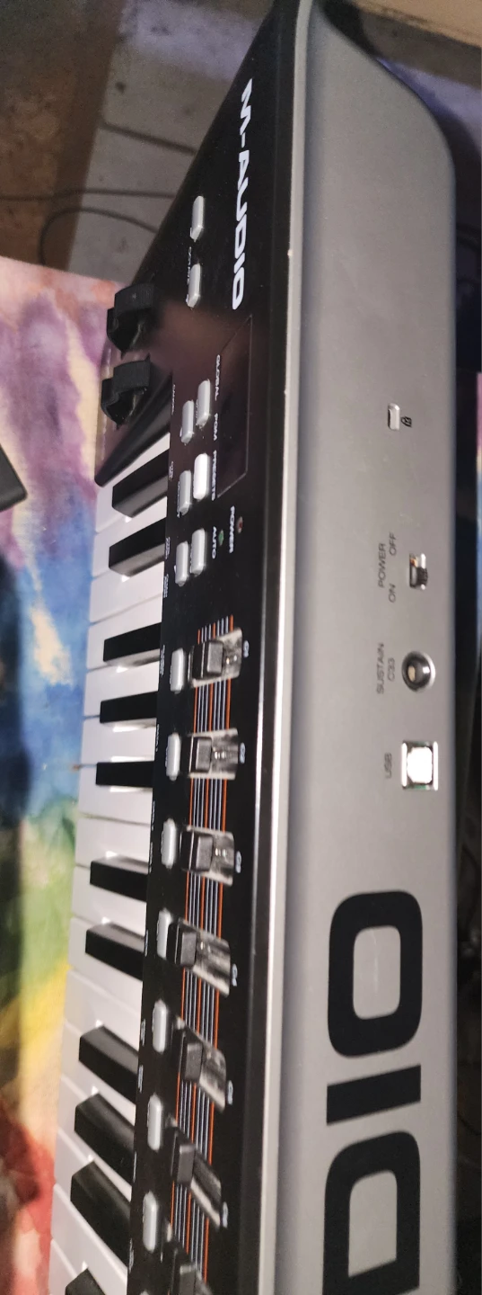 M-Audio Oxygen 49 USB MIDI Keyboard Controller - photo 3