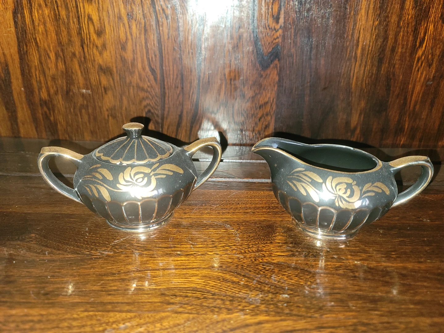 Vintage Sugar Bowl & Creamer Set
