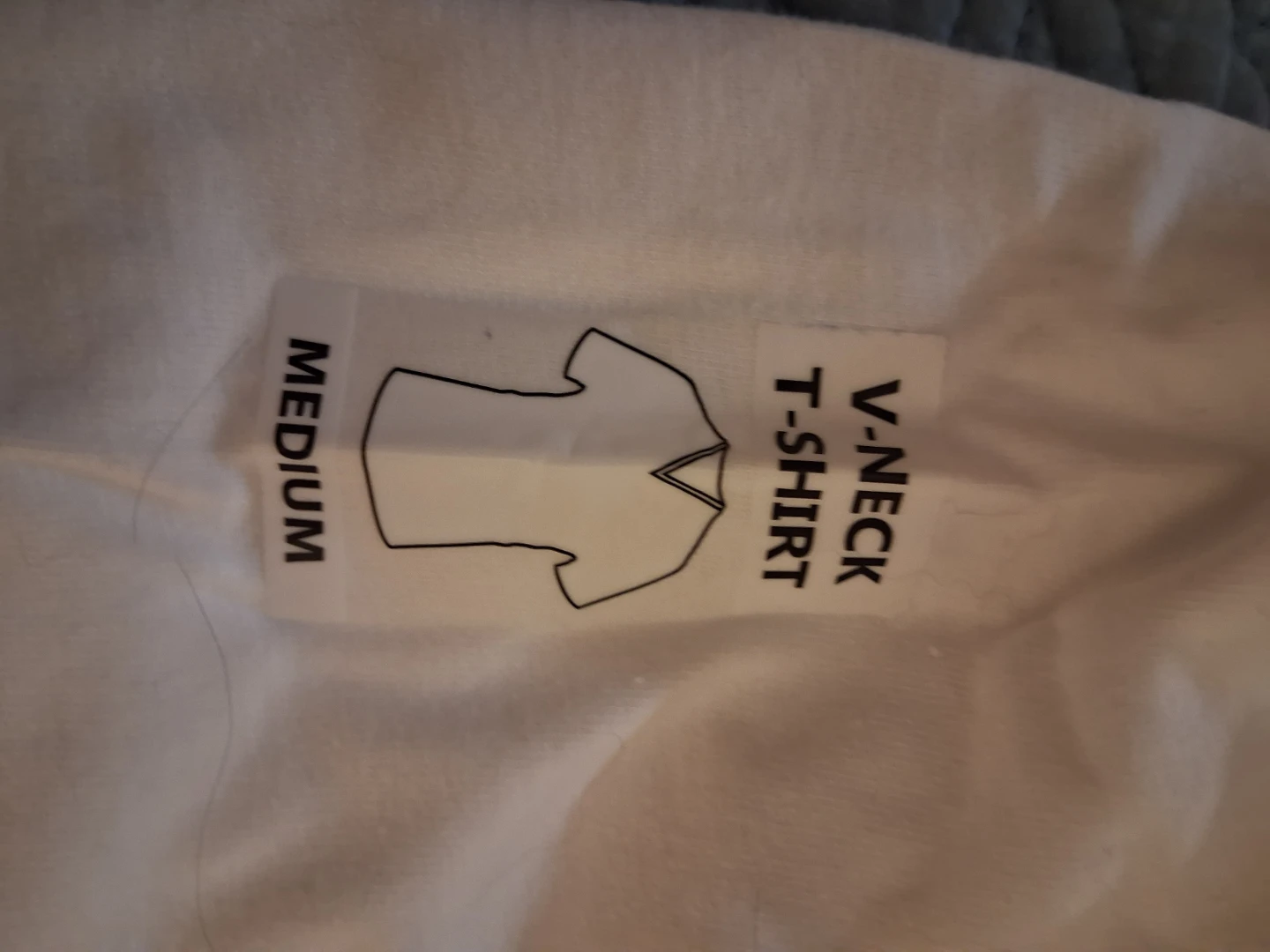Fashion Q V-Neck T-Shirt - White, Size M - photo 4
